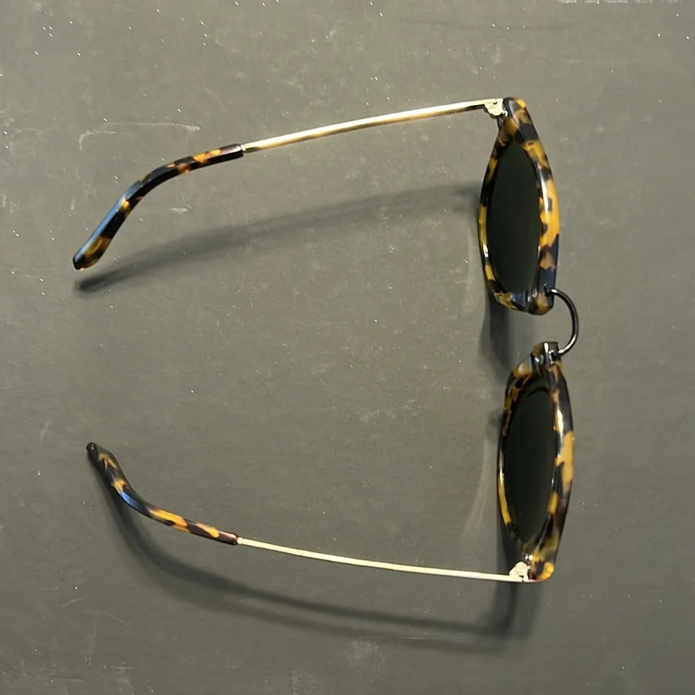 Karen Walker Helter Skelter Sunglasses - Picture 2 of 7